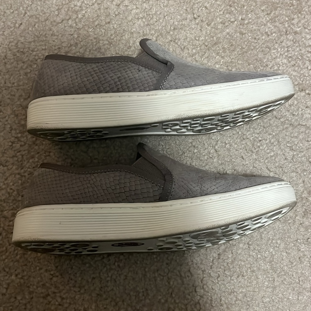 Sofft Somers snakeskin grey sneakers - size 6.5 - Picture 3 of 6